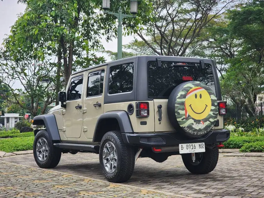 KM.32.RB|RASA BARU| JEEP RUBICON 3.0 AT BENSIN 2018 COKLAT PERFECT !!