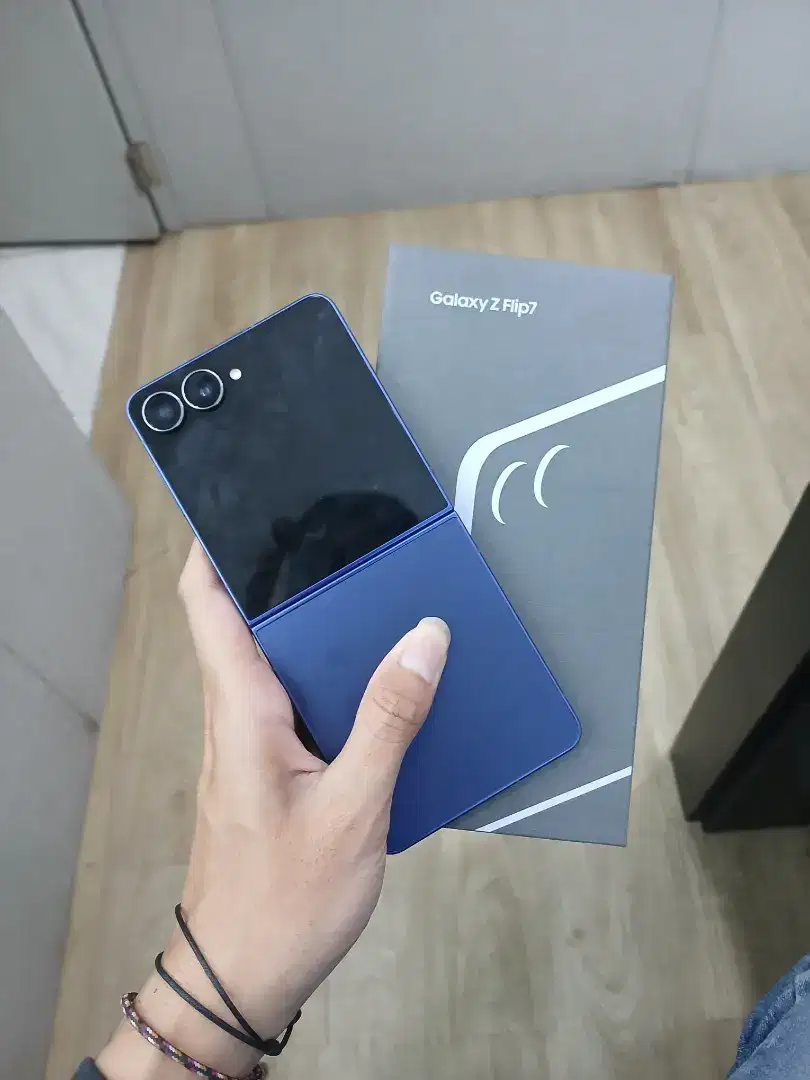 Samsung Z Flip 7 Promo