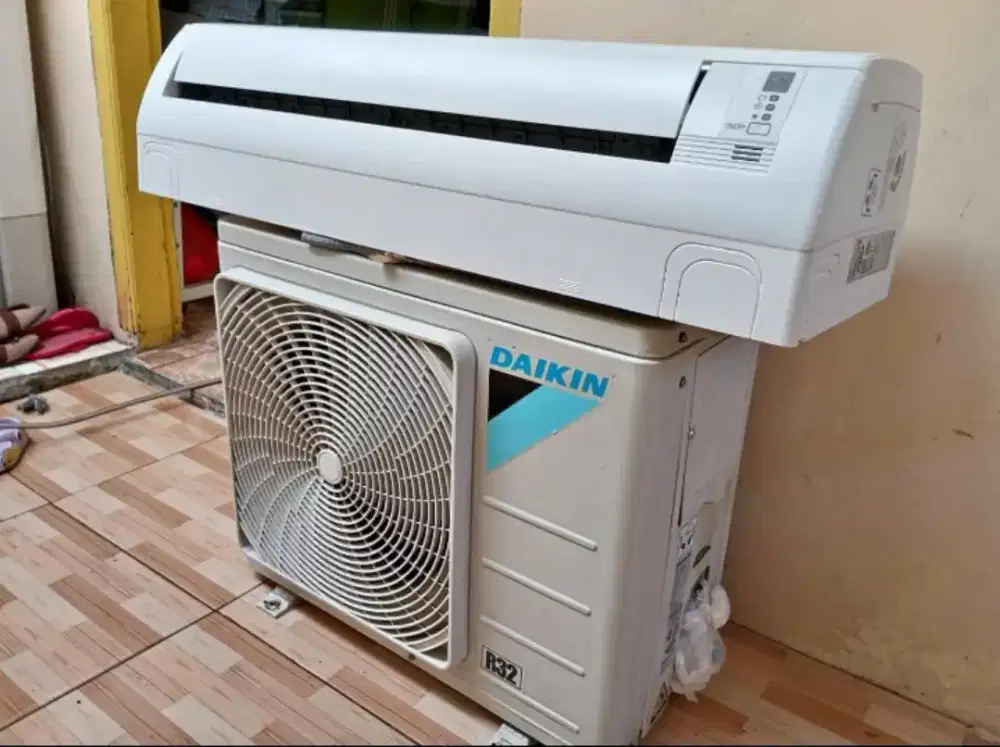 AC Second Daikin Standar R32 Bisa siap pasang Mulus