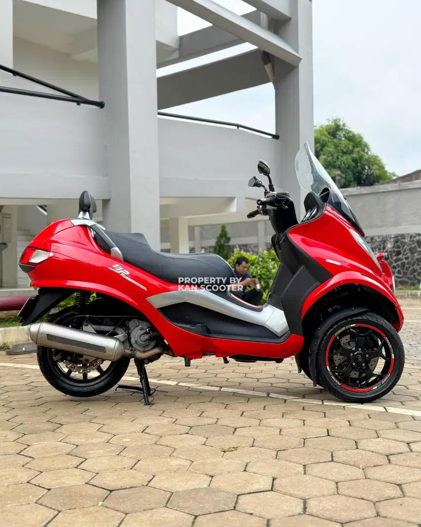 PIAGGIO MP3 250 RST AT 2011