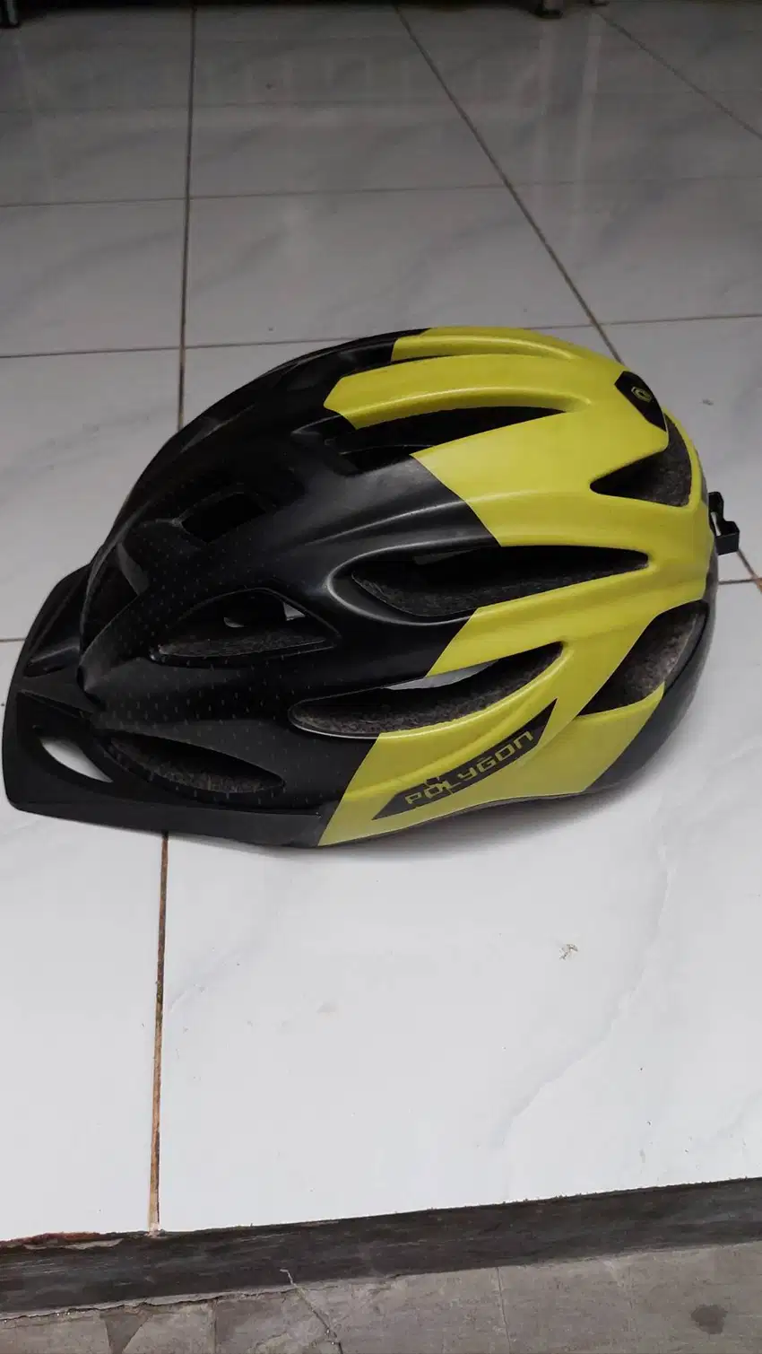 Helm Sepeda Polygon Kuning Hitam