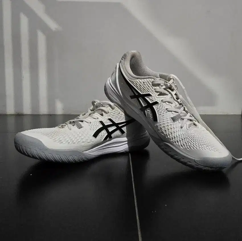 WTS: Asics Gel Resolution 9