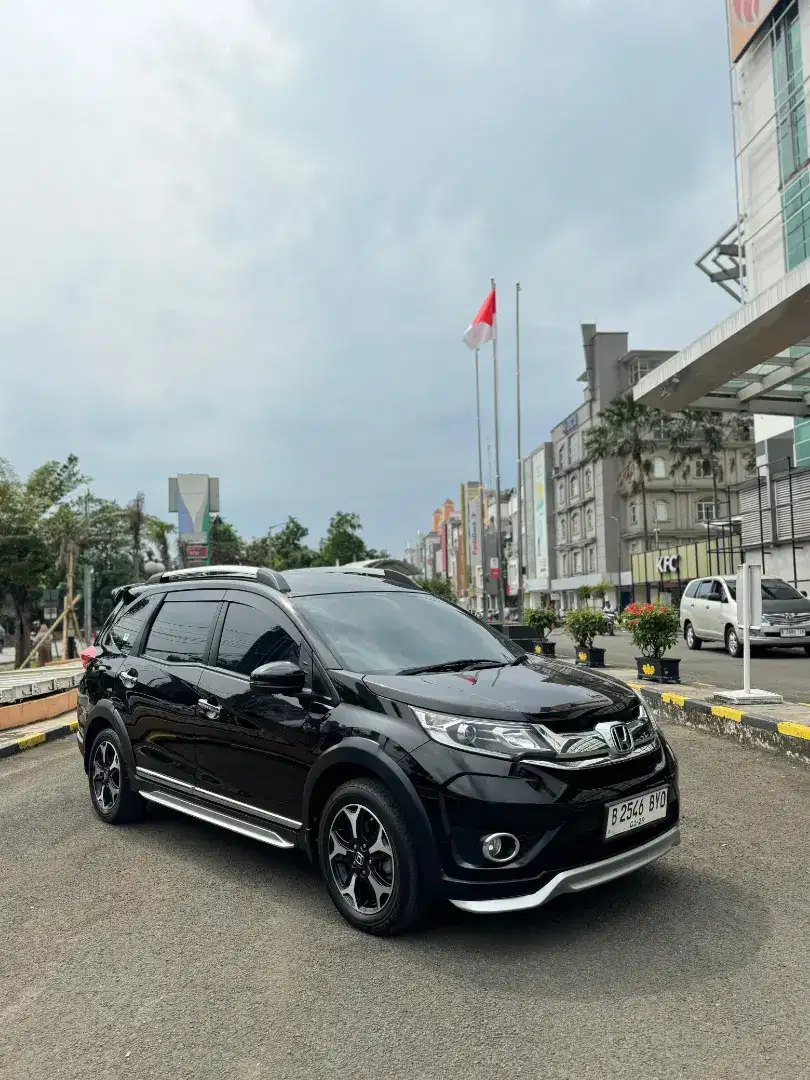 Honda Brv E Cvt Matic Prestige Nik 2018 Low Km Service Record