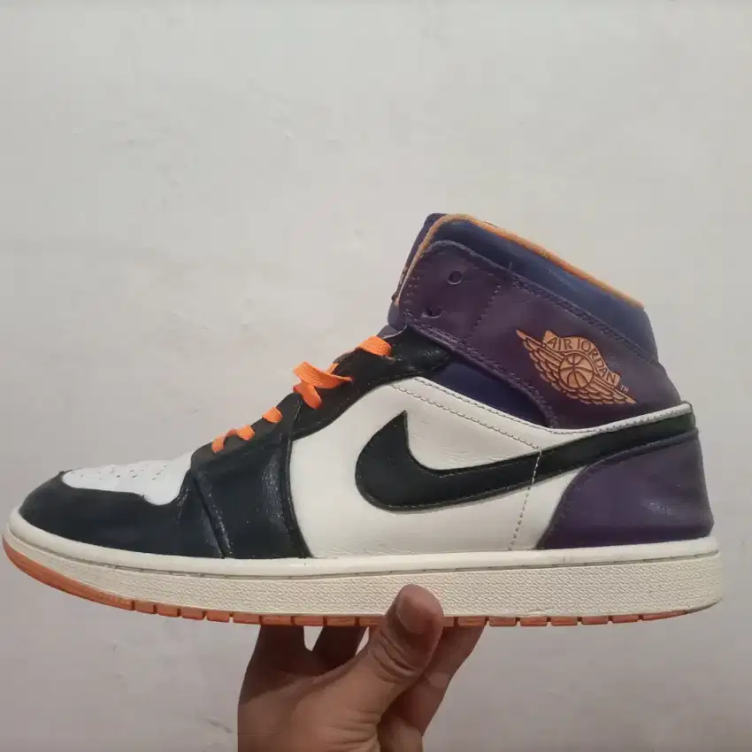 Air Jordan 1 Mid