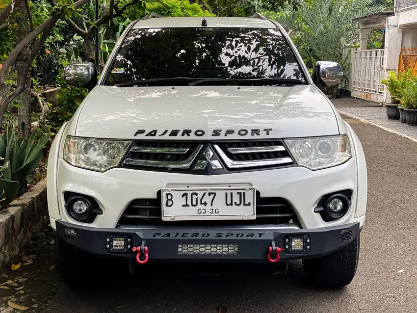 Mitsubishi Pajero Sport Exceed AT 2014 Putih