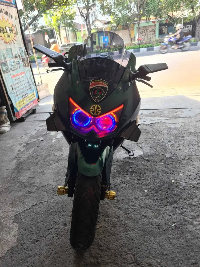 Kawasaki Ninja 250 karbu Hijau