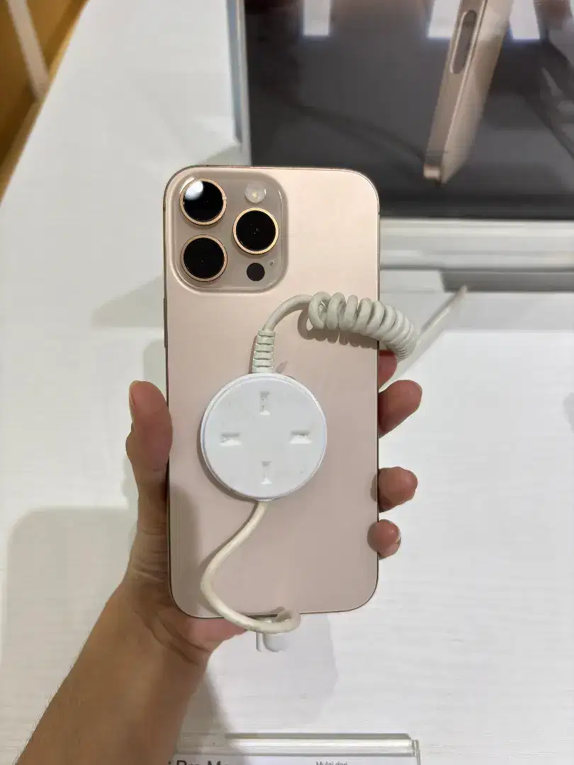 IPHONE 16 PROMAX