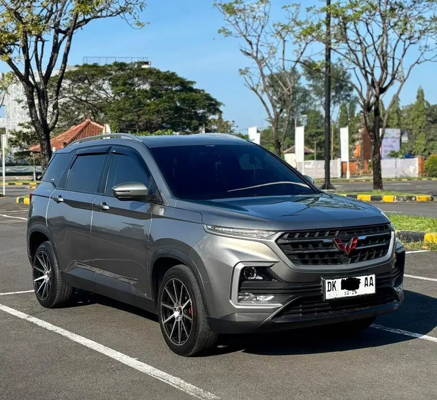 ( LOW KM ) For sale wuling Almaz tahun 2018