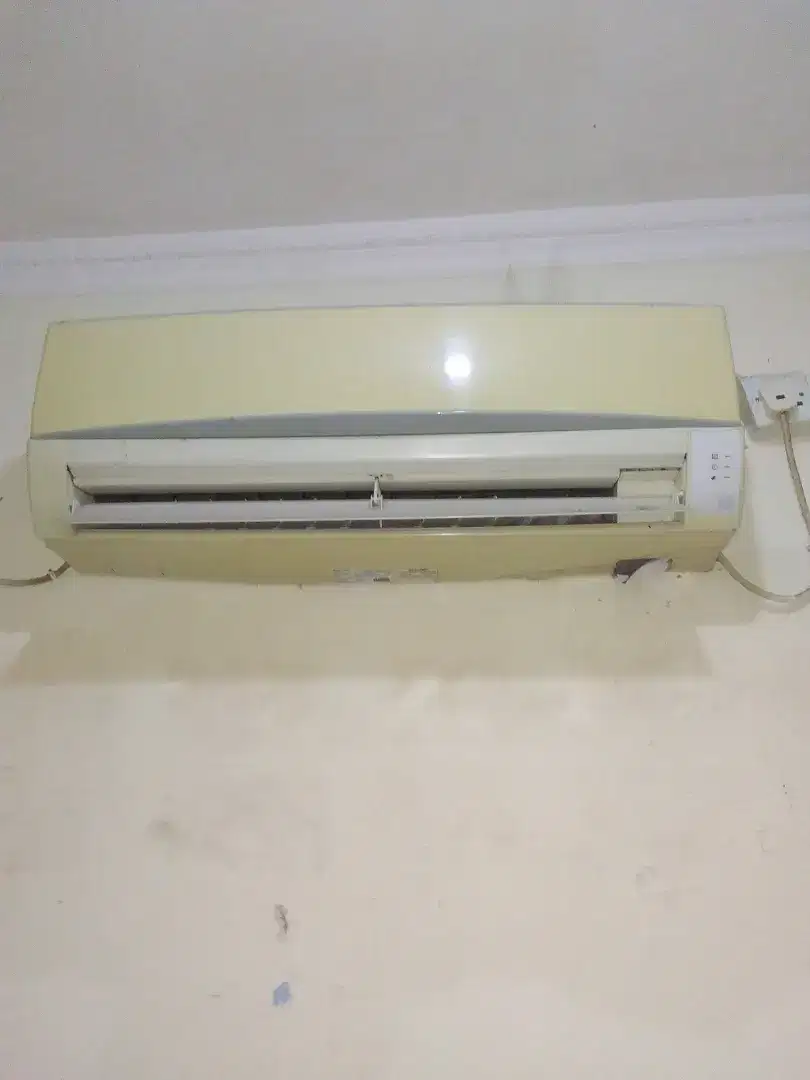 Ac sharp bekas masih bagus