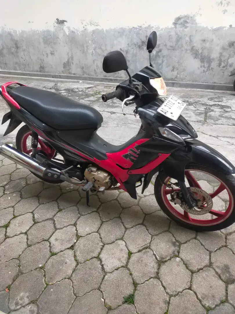 Suzuki Titan 2013