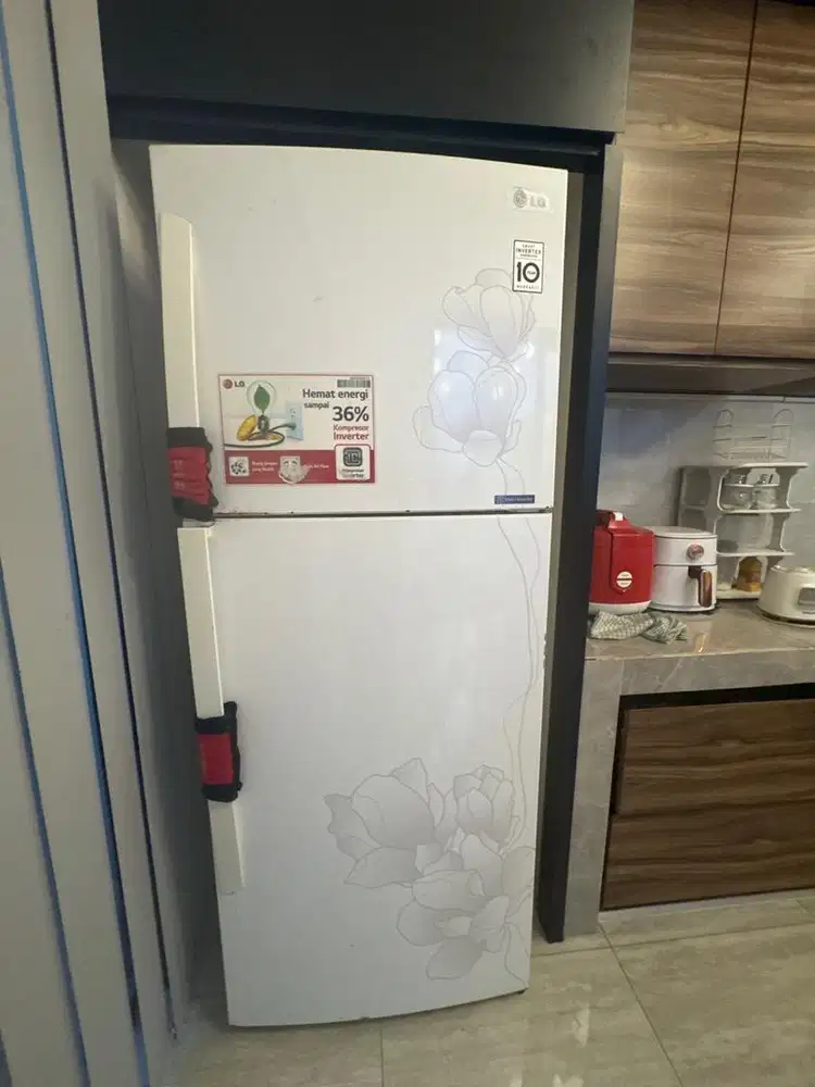 Kulkas murah 2 pintu besar