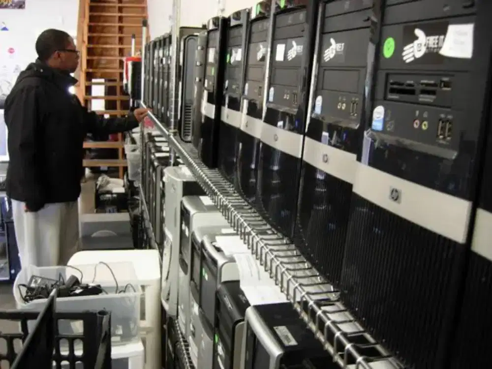 PC/Komputer Bekas Tidak Terpakai