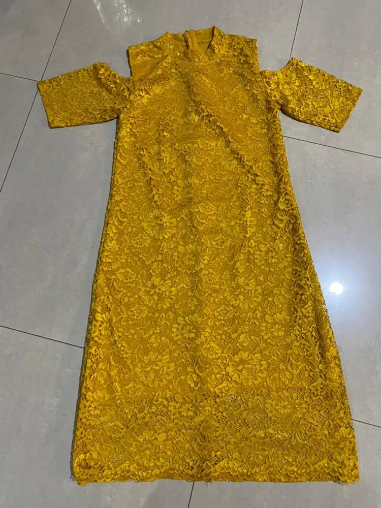 Dress kebaya kuning