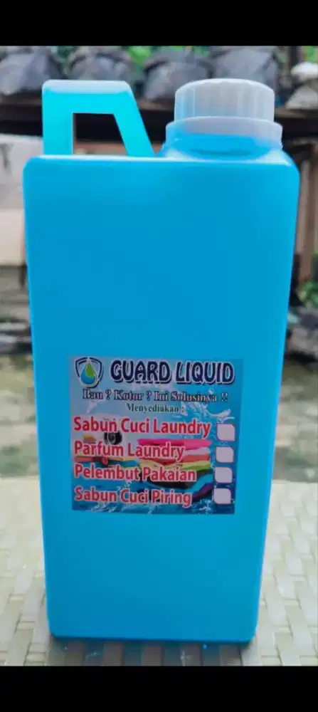 Sabun Cuci Pakaian 1 Liter Aroma Sakura