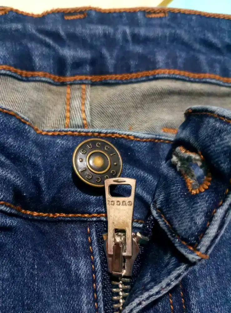 GUCCI Strecth Jeans Ori Likenew Lv Vuitton Burberry Hermes Dior Prada