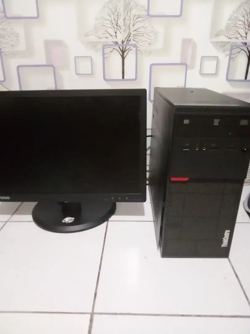 PC LENOVO M700 CORE I3 6100 3.70GHZ RAM 8GB HDD 1 TB, LCD 20in