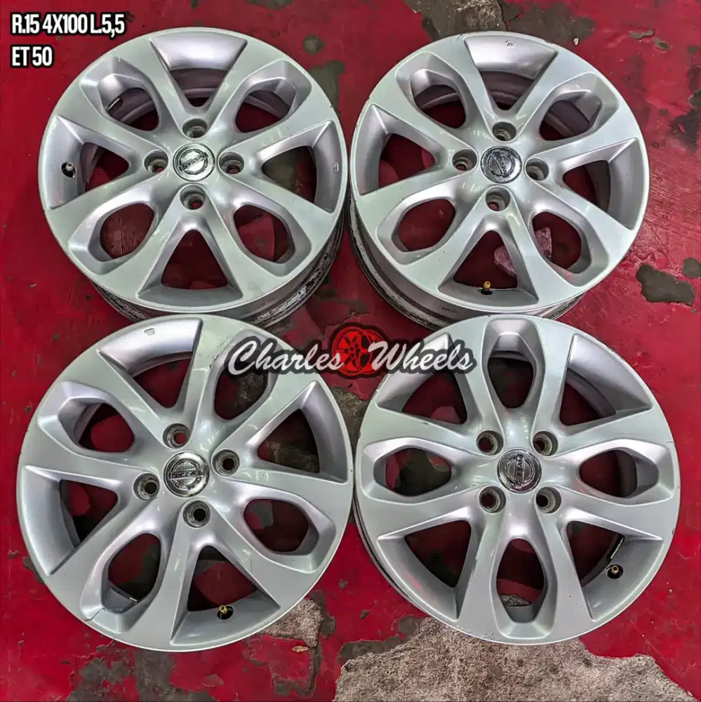 Jual velg oem nissan r15 4x100 brio agya ayla datsun dll