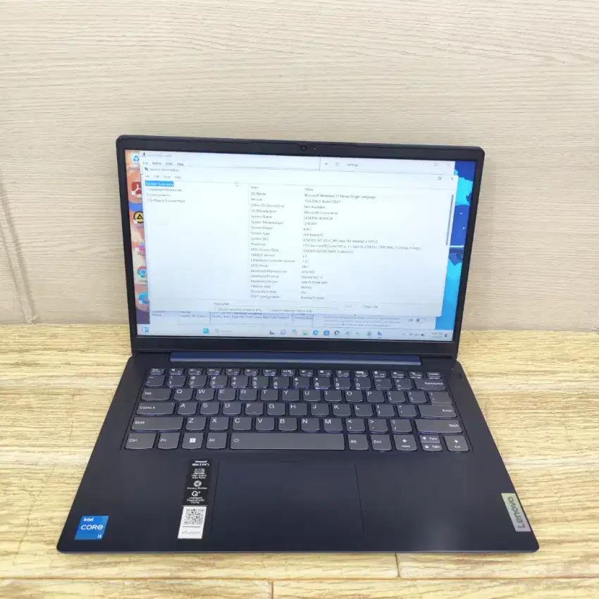 Laptop Second Lenovo Ideapad Slim 3 Core i3-1115G4 Ram 8gb SSD 256gb