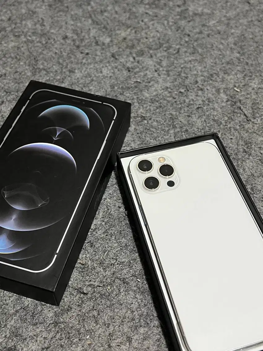 iPhone 12 Pro Max 128GB White