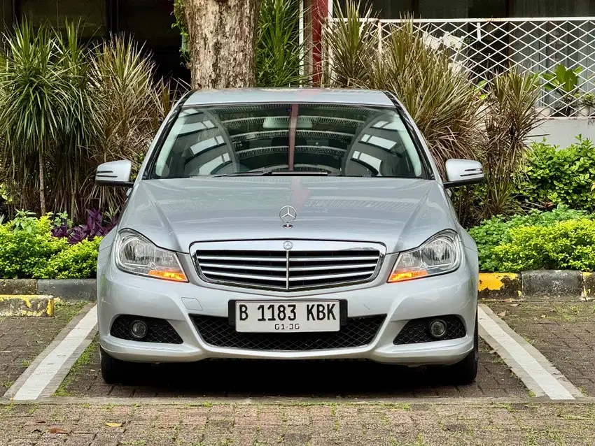 PERFECT CONDITION ! Mercedes Benz W204 C200 CGI AT Th 2013 2014
