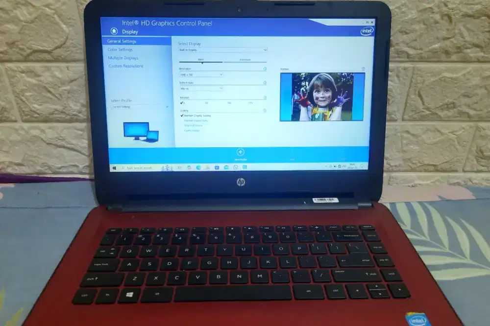 Laptop HP Merah Hitam Lengkap Good Condition