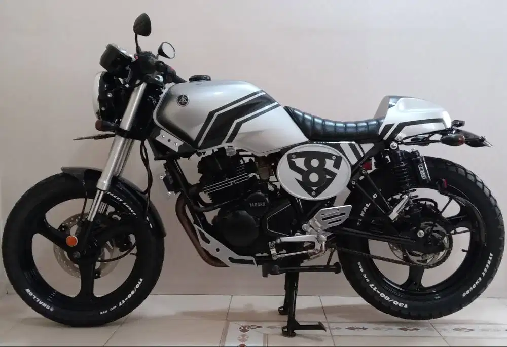 YAMAHA SCORPIO CAFERACER