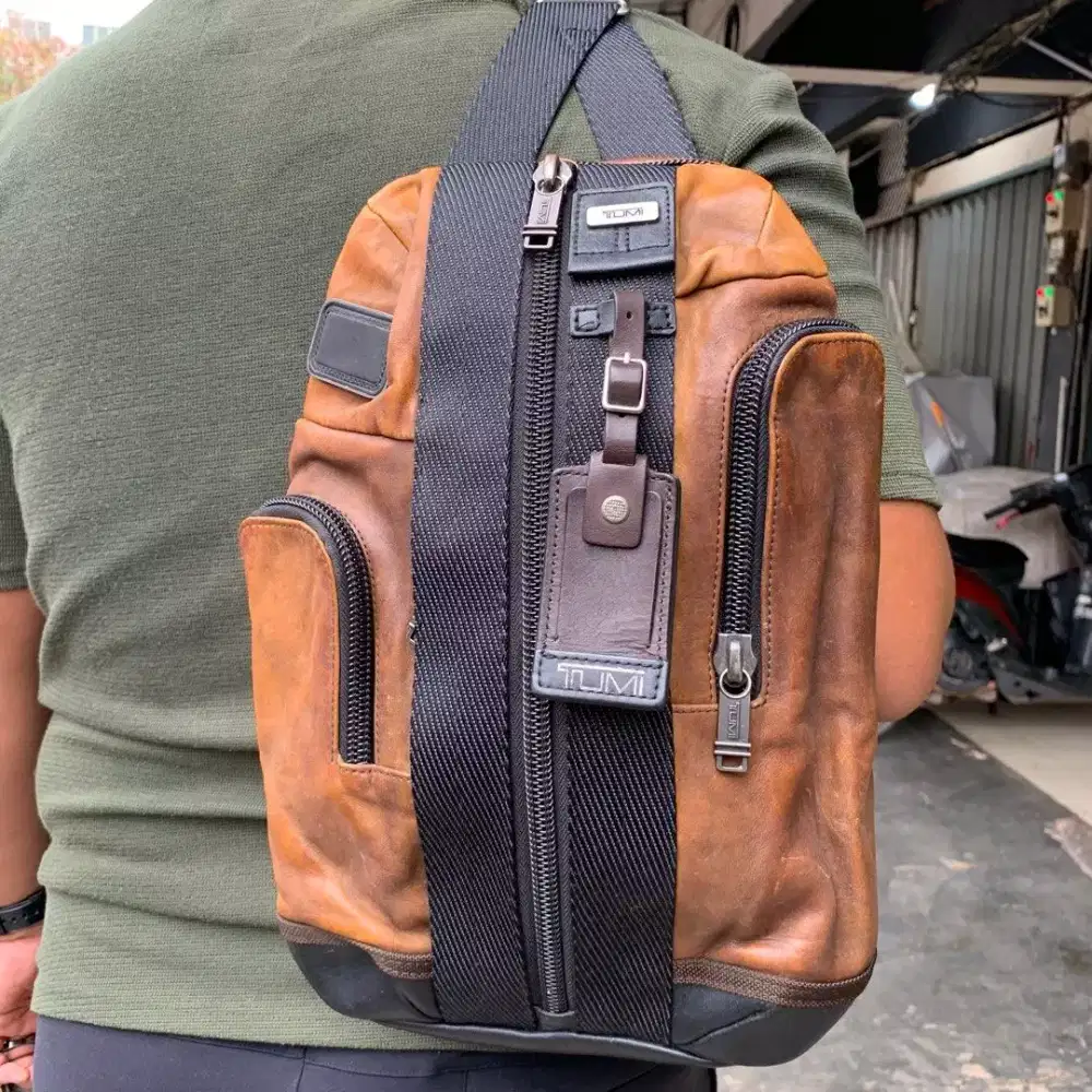 Tumi Alpha Saratoga original leather kulit sling bag tas