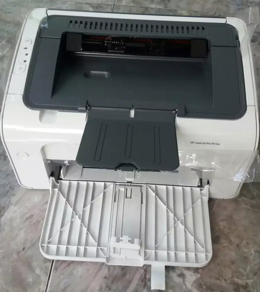 Printer hp laserjet pro M12w