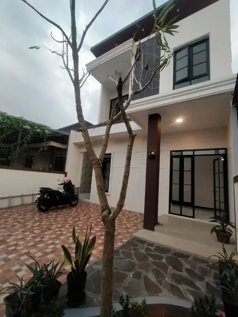 RUMAH SIAP HUNI BEBAS BANJIR MANYARAN SEMARANG