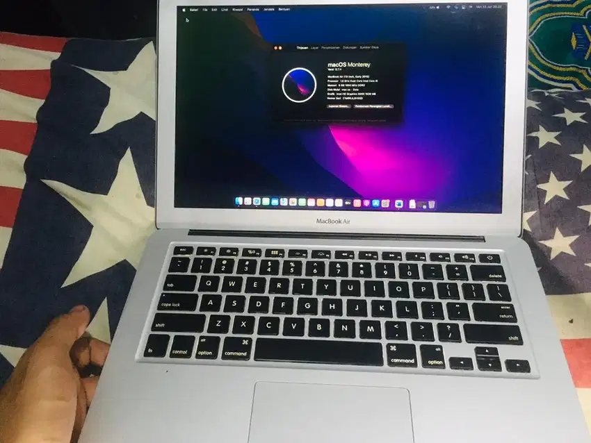 Macbook air 2015 ‘13inch ibox 8/128gb