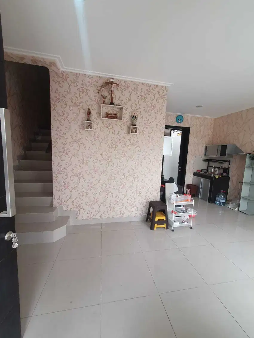 Disewa Rumah Tahap 1 Pik2 Uk 6x10 Furnished