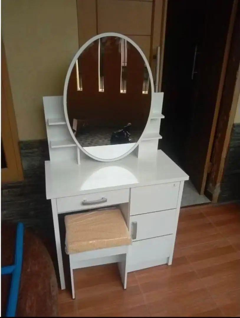 Dijual Meja Rias