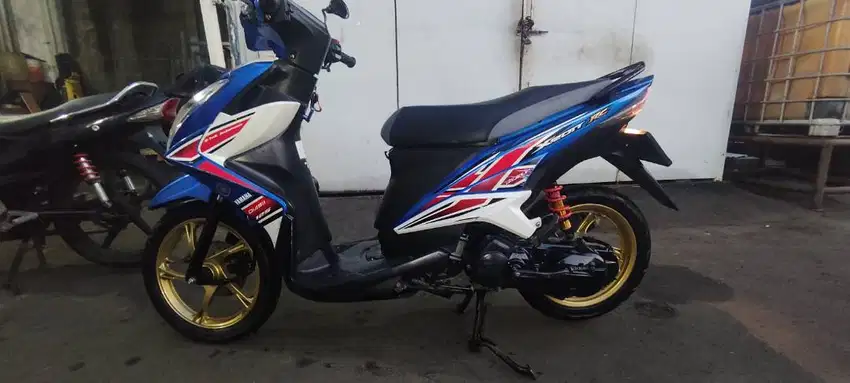 YAMAHA XEON 125 Fi (2013)