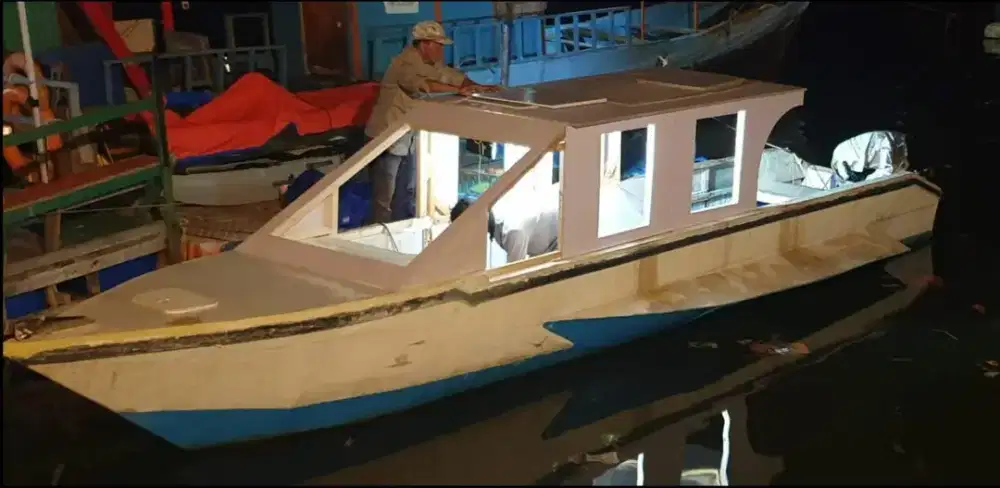 PERAHU MANCING SPEED BOAT WISATA
