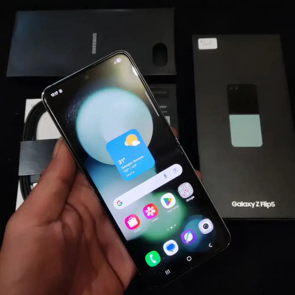Samsung Z Flip 5 5G Sein Ram 8 Internal 256 Mulus Fullset Ori