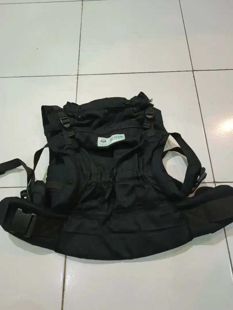 Preloved Gendongan SSC activa mark ii
