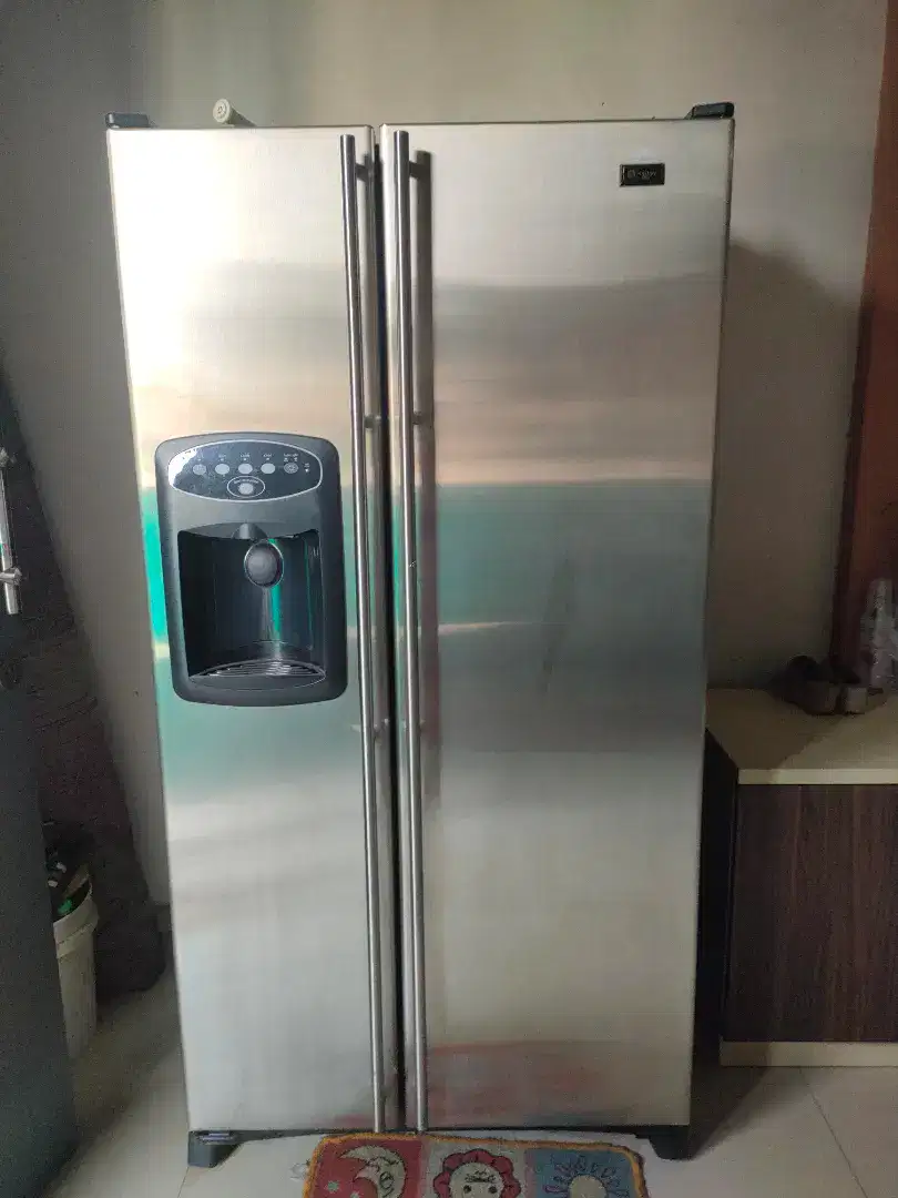 Bekas naik minus kran dispenser