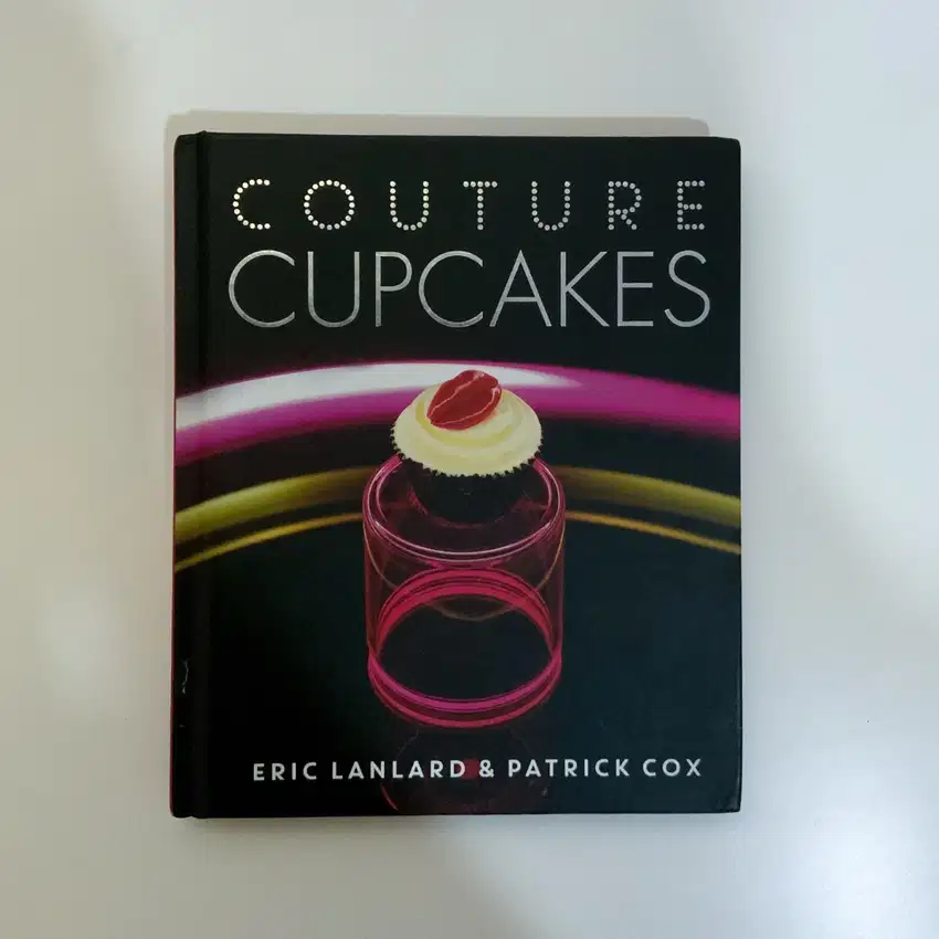 Buku Couture Cupcakes by Eric Lanlard & Patrick Cox
