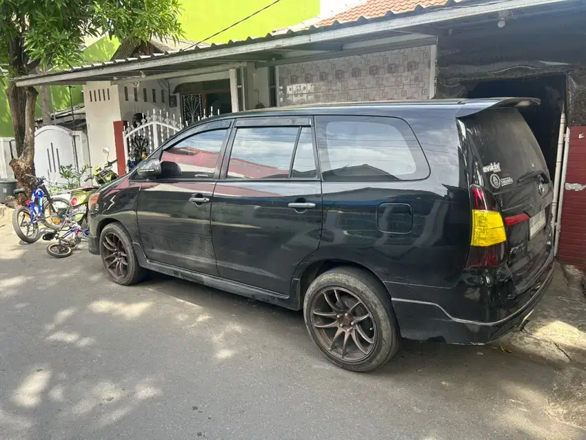 Toyota Kijang Innova 2007 Bensin