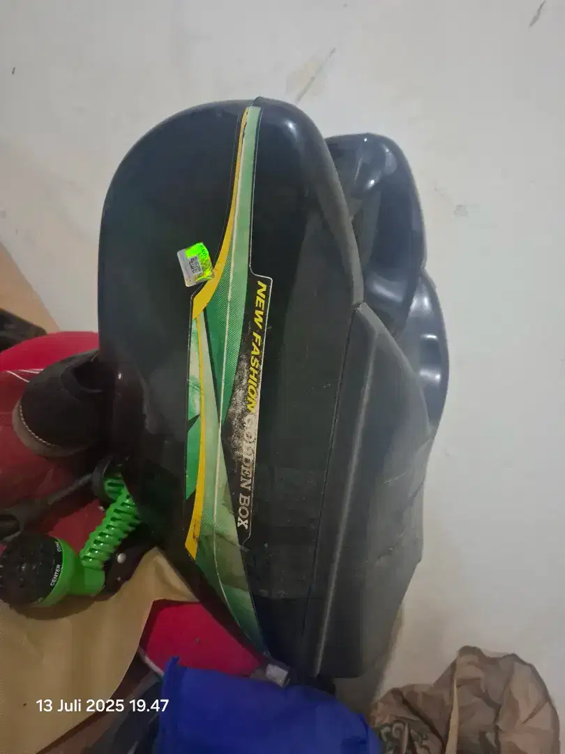 Box depan astrea grand