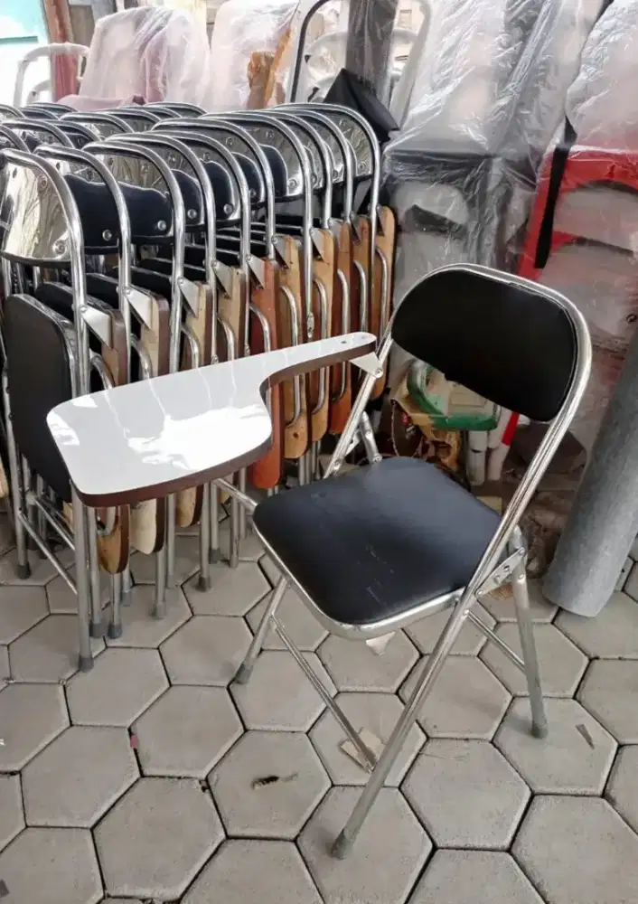 Kursi Lipat Kampus Second Kondisi 90%