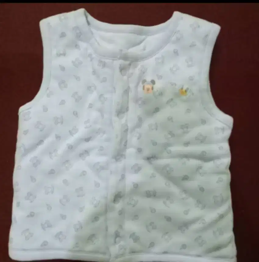 Preloved Rompi Baby Disneyland
