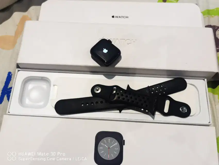 Apple watch se 1st 40mm grey