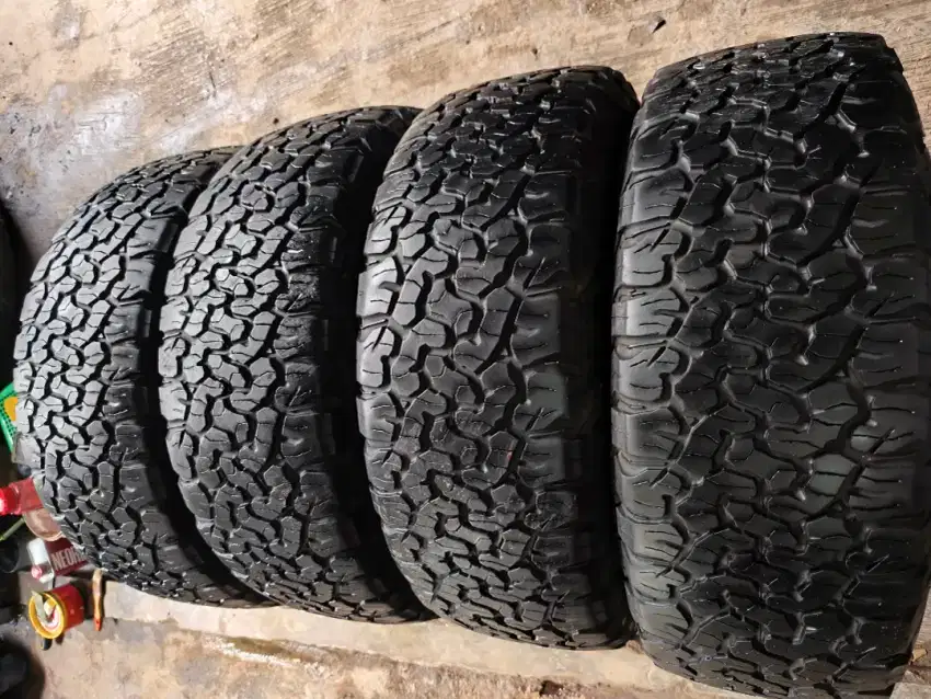 BF Goodrich 265 65 R17