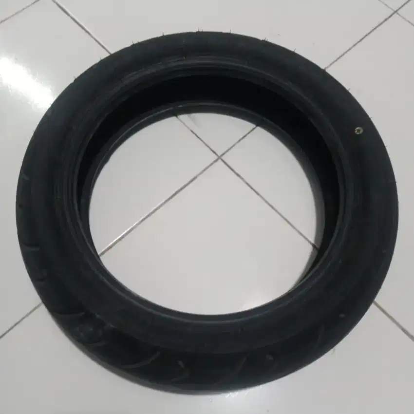 Ban ori cabutan motor yamaha gear ultima 110 / 70 ring 12