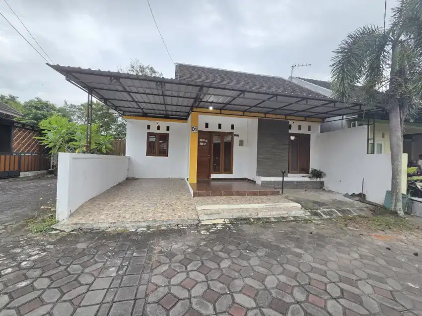 Dijual/ Disewakan rumah cocok untuk hunian/ kantor !!