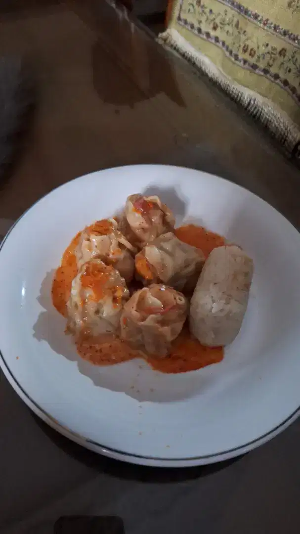 Di butuh kan art wanita