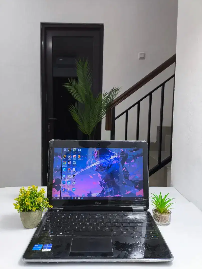 DELL LATITUDE E7240-A27  SuperSlim [RAM 8GB/SSD]