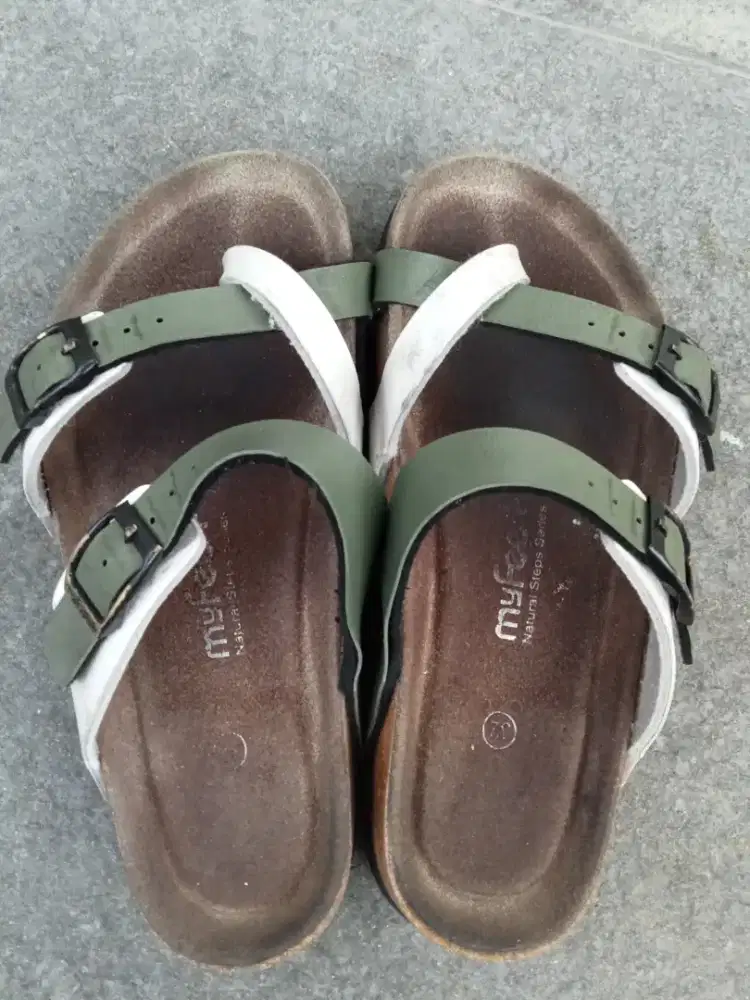 Sendal sandal myfeet Birkenstock 32
