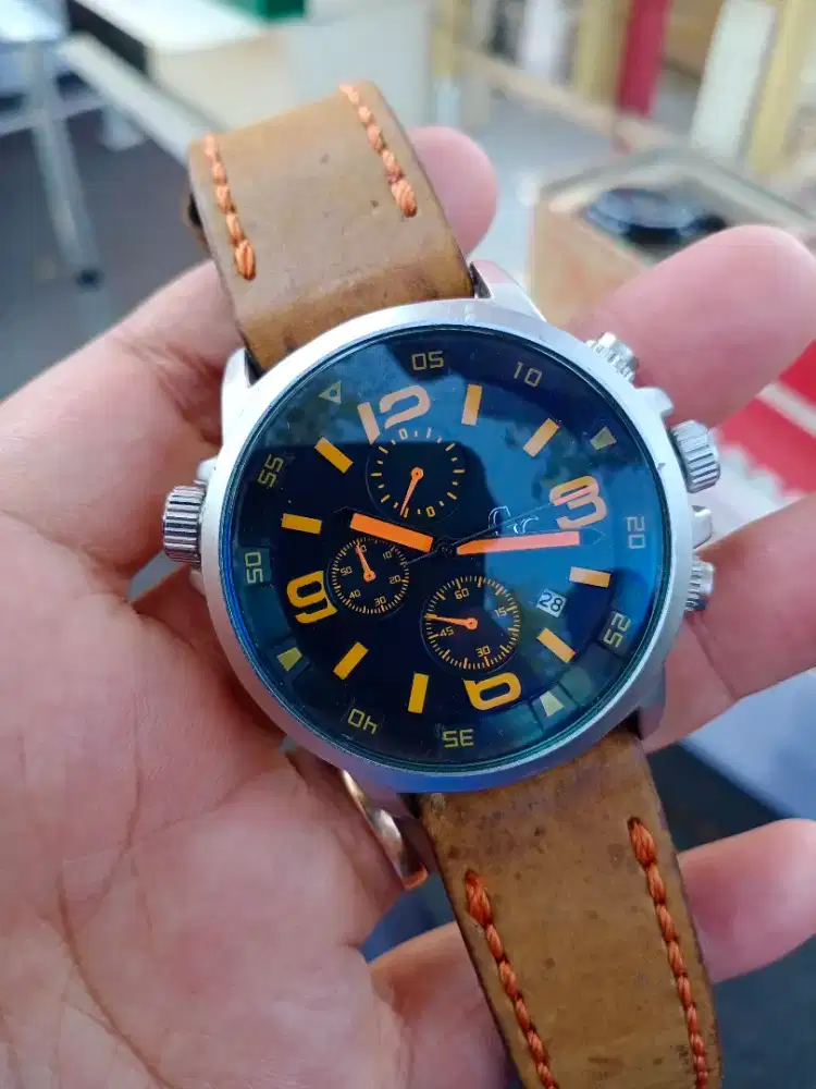 Jam tangan pria GC crono aktif